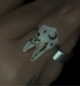 Steel In Mourning Deer Tooth Ring